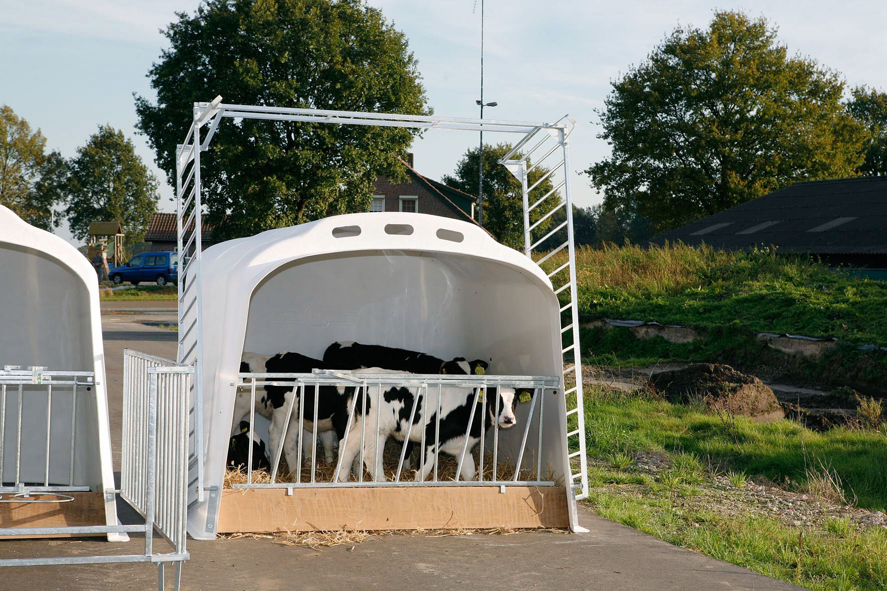 Kalvehytte XL-5 med luftegård oppslått