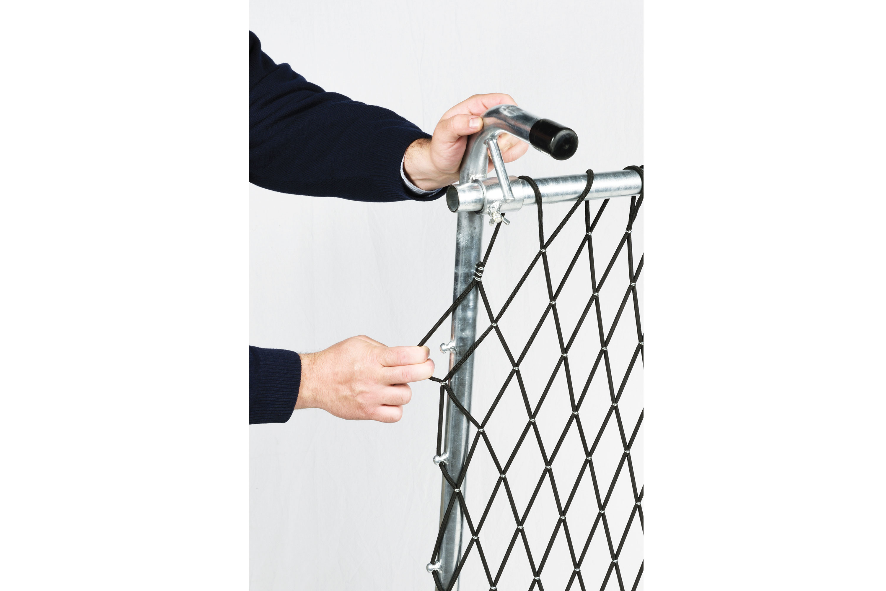 Nettet festes enkelt langs sidene på behandlingsstolen